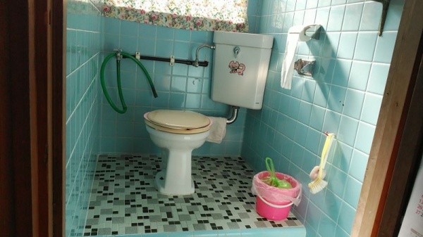 沖縄　トイレ交換１