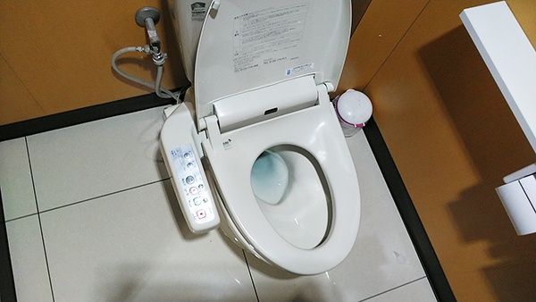 沖縄　トイレ交換１-1